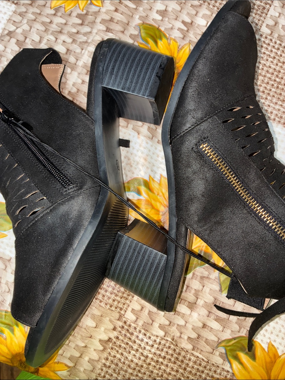 torrid Black Open-Toe Slingback Heels with Cutout Detail - Picture 4 of 10